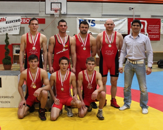 Schweizermeister Greco 2011 mit Nationaltrainer Volker Hirt Schweizermeister Greco 2011 mit Nationaltrainer Volker Hirt